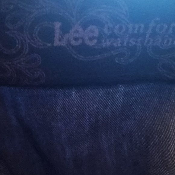 LEE JEANS with a comfort hi waistband - Picture 8 of 8